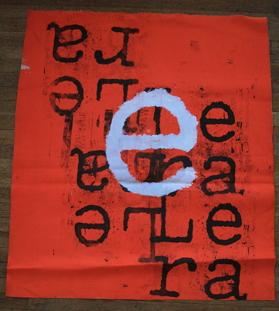 Le Ra: Orange paintings (letter E)