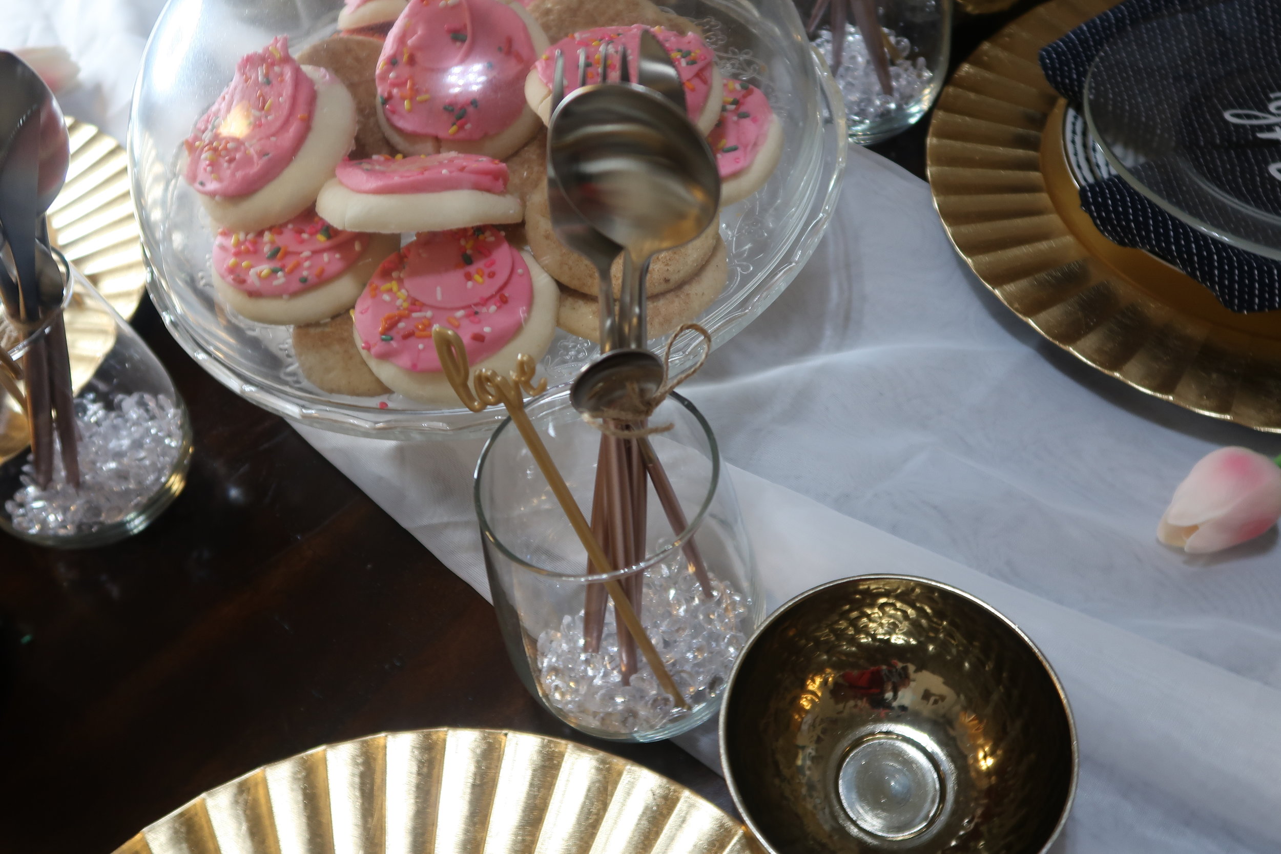 Albie Knows Blush Pink Tablescape Refresh