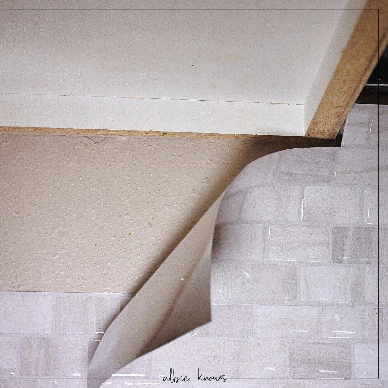 Albie Knows Renter Friendly Kitchen Backsplash with The Smart Tiles1.jpeg