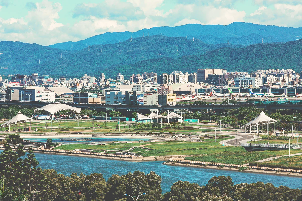 Dajia Riverside Park