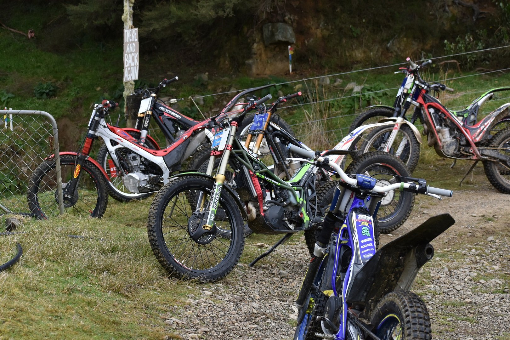 Working Bee for North Island Rounds - Maungies