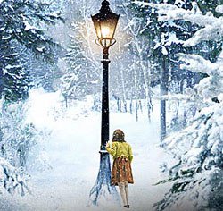 'We shall both catch cold if we stand here talking in the snow. Daughter of Eve from the far land of Spare Oom where eternal summer reigns around the bright city of War Drobe…' &nbsp;#GreatBooks &nbsp;#FunInTheSnow 