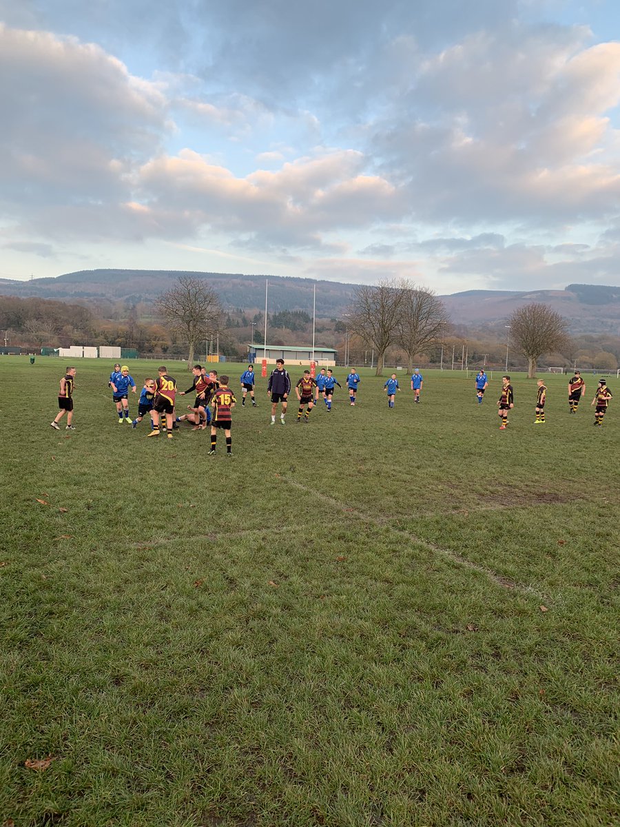 Thanks to @pant_pe for coming up today with year 7. Very strong team you have . Good game as well. Top job by @amirsals10 in reffing his first game also.