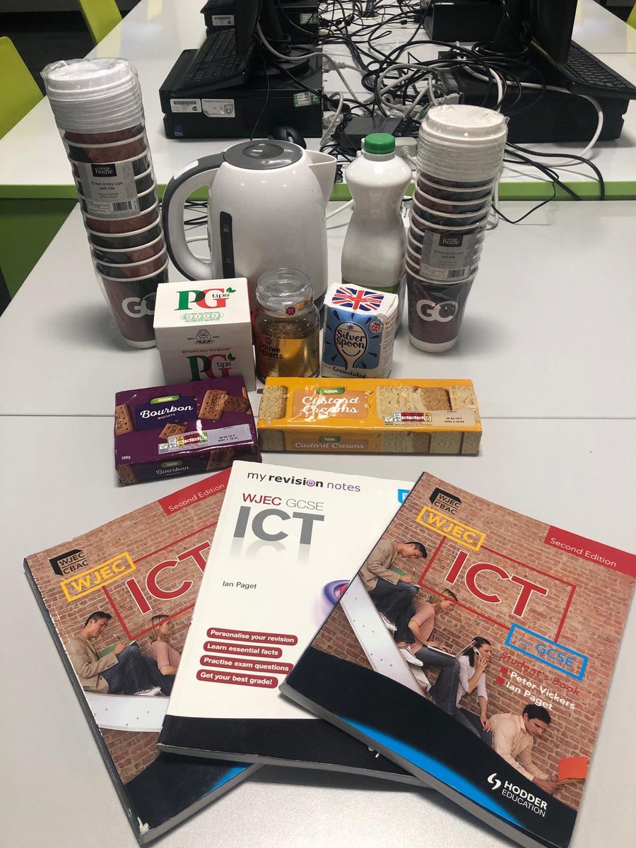 Mr Jones ready for some breakfast revision with Year 10 pupils sitting the #WJEC #Unit1 ICT exam this morning in CA02. Good Luck!