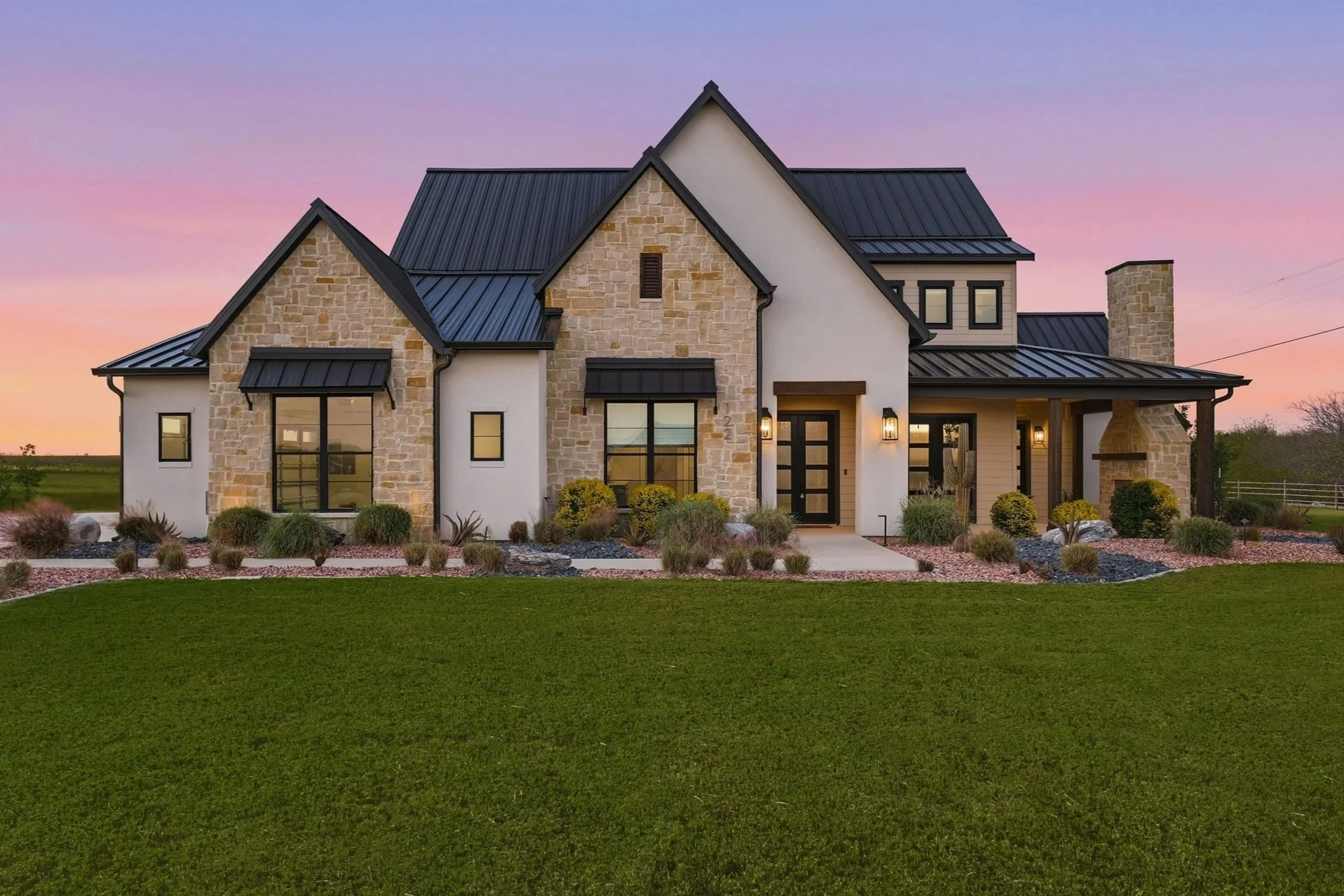 122 Ozro Rd TWILIGHT FINAL-1.jpg