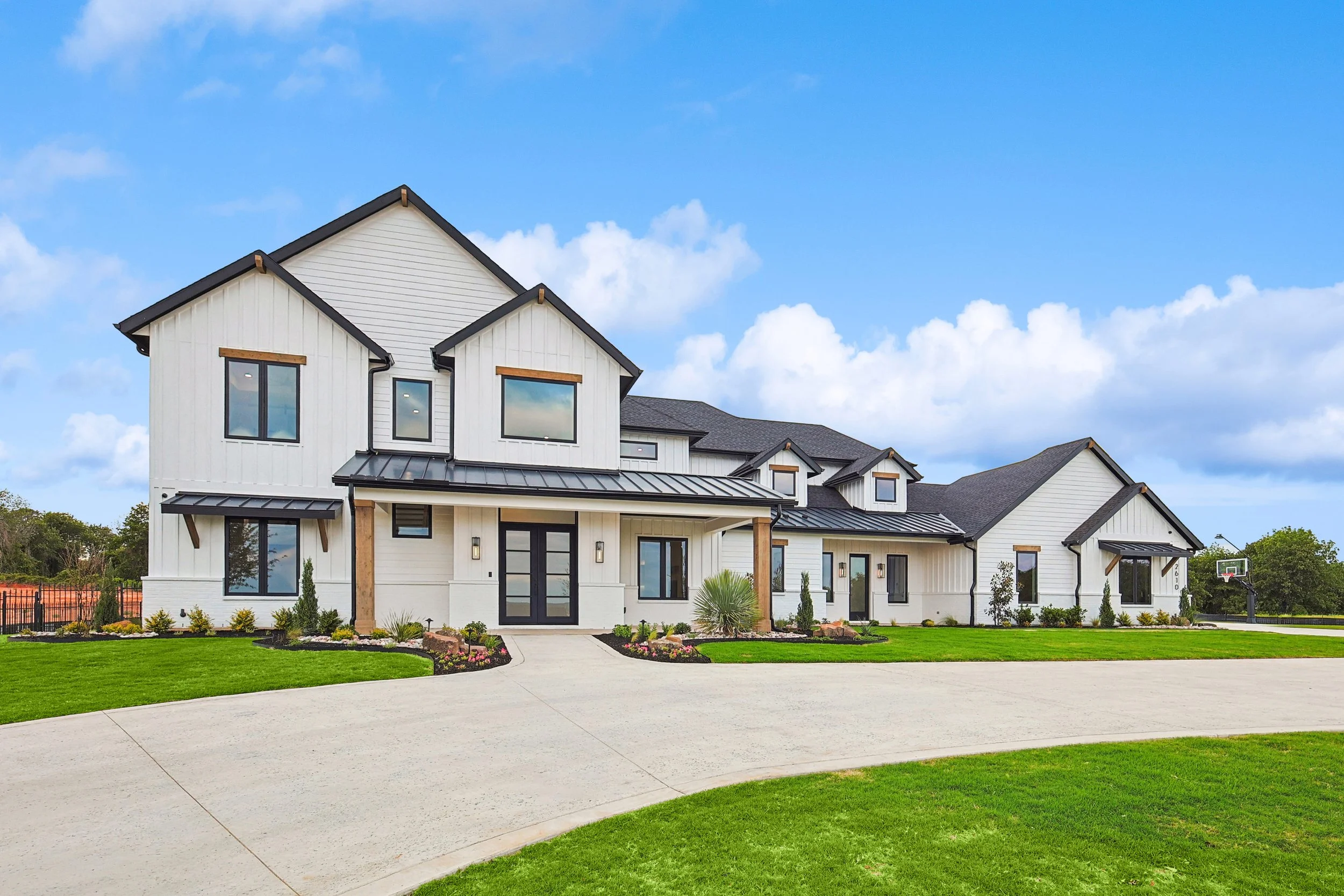 2610 Kentucky Derby Dr Final-3.jpg