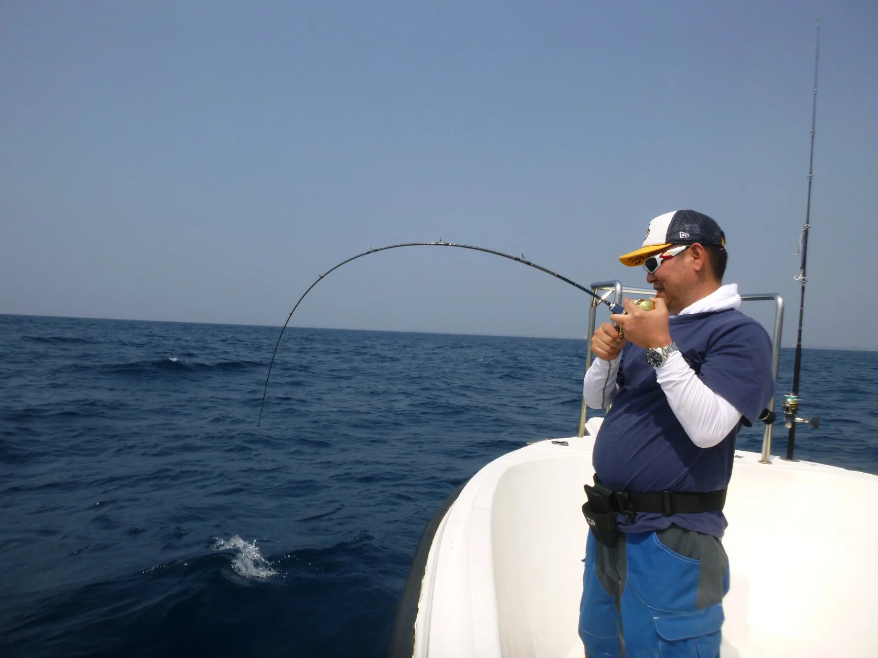 Micro jigging Sri Lanka Shimano.jpg
