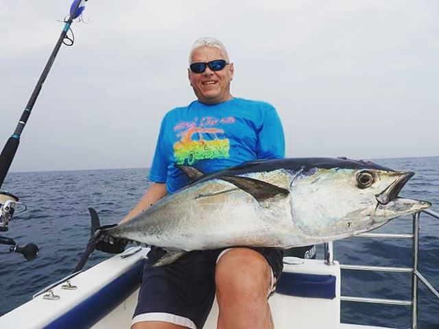 Long Tail Tuna, an unexpected catch on GT popping spot. 
#longtailtuna, #tunafishing, #gtpopping, #gtfishing, #fishingsrilanka, #srilankafishing, #sportfishinglanka