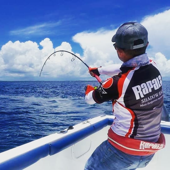 Fred Goh from Rapala South East Asia testing a prototype of new GT popping rod on a powerful Sri Lankan GT. Fish caught on the Rapala Xplode popper.
#gtpopping #gtfishing #topwaterfishing #rapala #rapalalures #rapalaxplode #srilankafishing #fishingsr