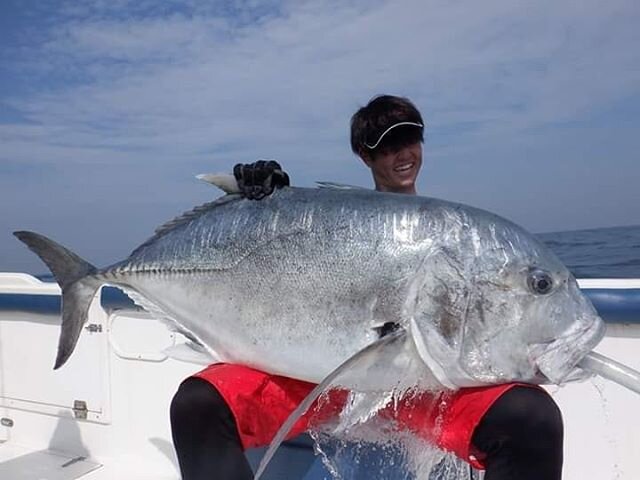 Another nice GT from Sri Lanka.
#gianttrevallyfishing  #gtfishing #gtpopping #gianttrevally #gtpoppers #gtフィッシング #topwaterfishing #popperfishing #fishinginsrilanka #fishingsrilanka #fishingguideservice #fishingtrip