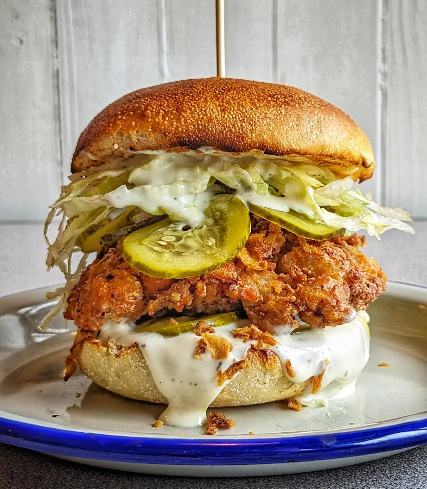 .
🥒🥒🥒🥒🥒🥒🥒🥒🥒🥒🥒🥒
🥒THE CRUNCHY DILL PICKLE 🥒 
🥒🥒🥒🥒🥒🥒🥒🥒🥒🥒🥒🥒

FRIED CHKN 🍗 
DILL PICKLES RANCH
PICKLES 🥒 
LETTUCE 🥬 
FRESH DILL 
CRISPY ONIONS 🧅

Available July 22 - 26