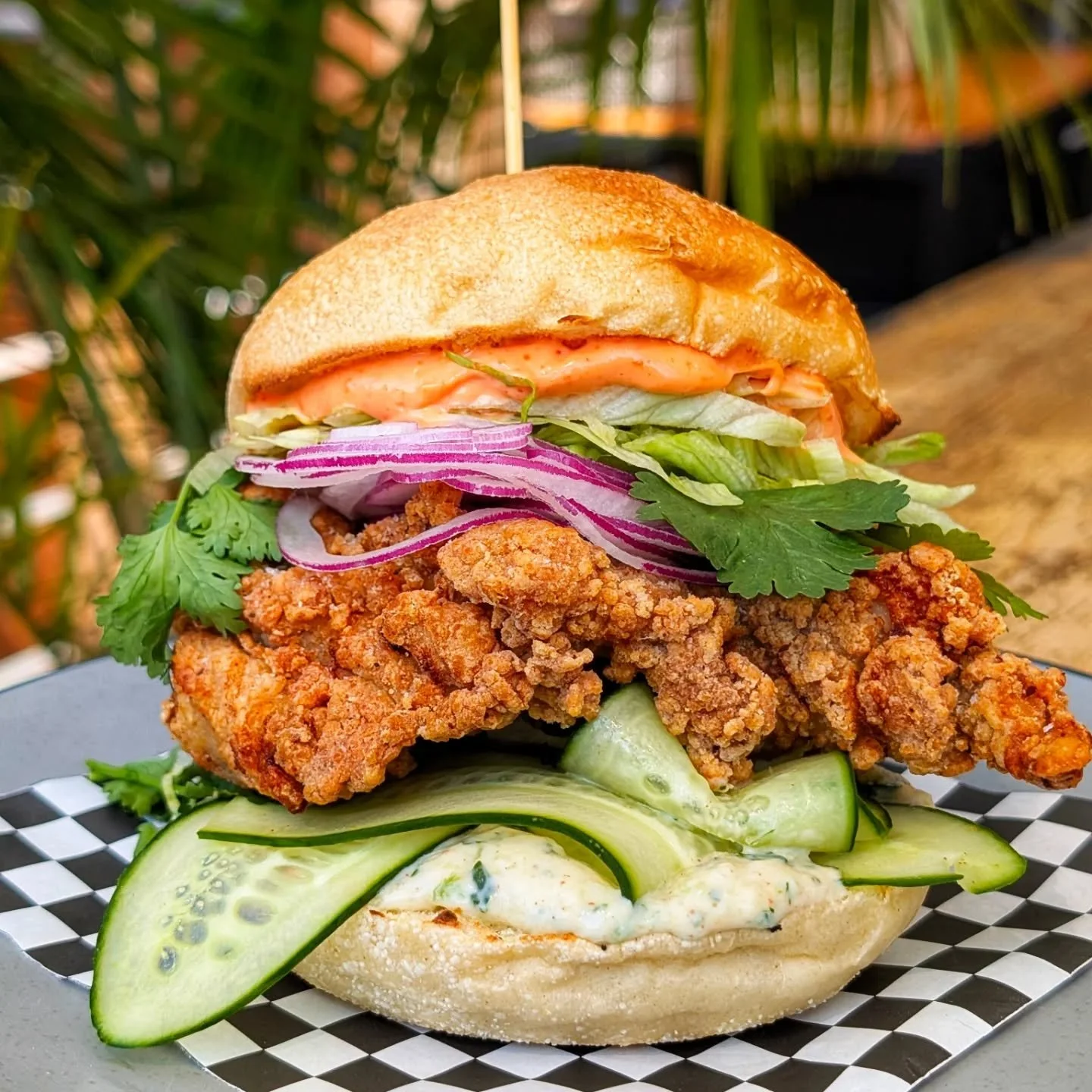 THE TANDOORI CHKN SANDWICH 

FRIED CHKN
TANDOORI MAYO
LETTUCE
RED ONION
CILANTRO
CUCUMBER RIBBONS
MINT YOGURT SAUCE 

AVAILABLE JULY 29TH - AUGUST 2ND