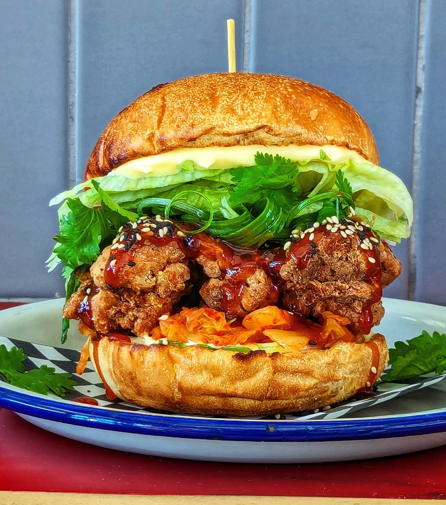 THE SWEET KIMCHI

FRIED CHKN 🐔 
GOCHUJANG BBQ SAUCE 🌶️
KIMCHI SLAW 🥬
CILANTRO 🌿
KEWPIE MAYO 👶

Available Oct 21 - 25