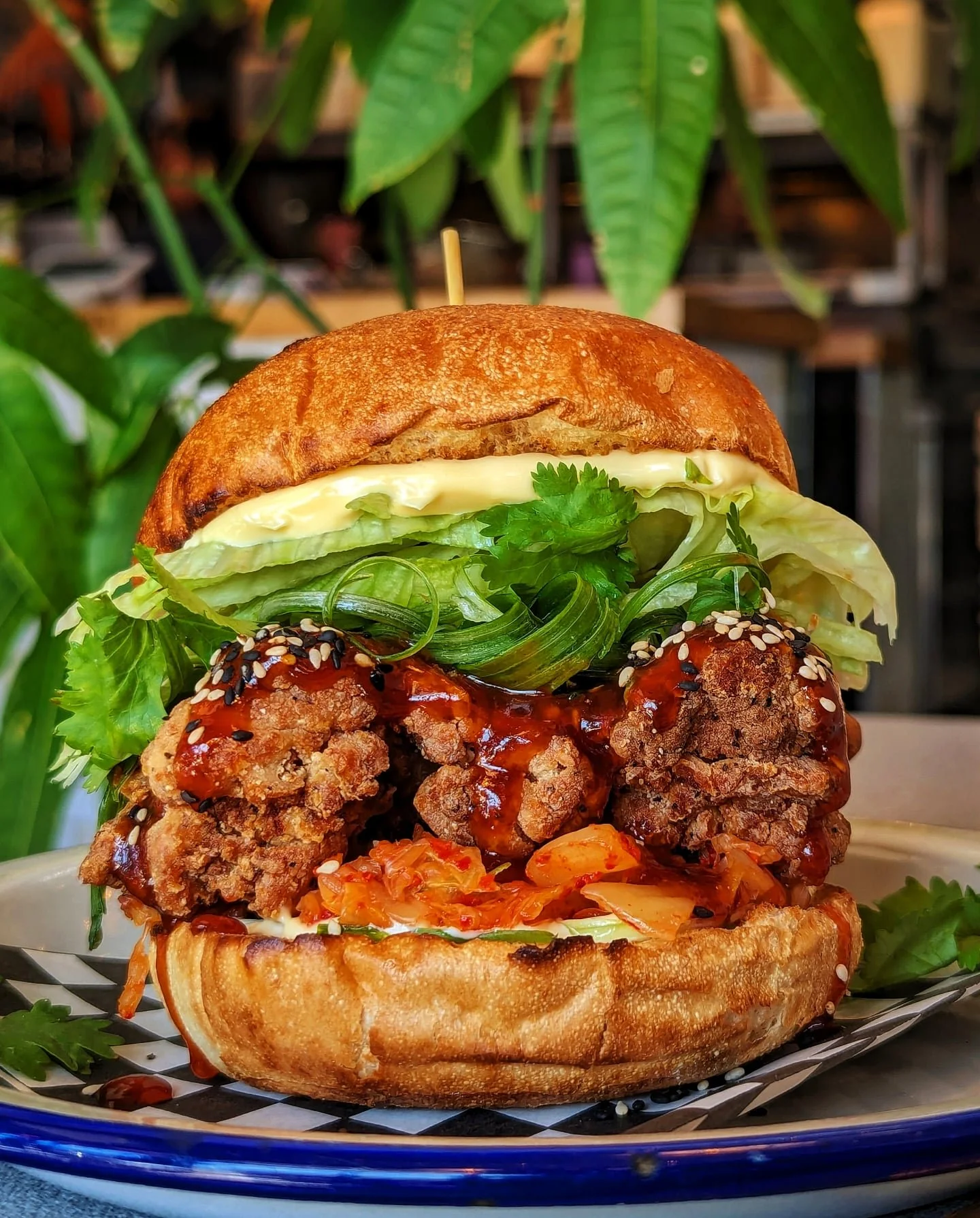 THE SWEET KIMCHI

FRIED CHKN 🐔 
GOCHUJANG BBQ SAUCE 🌶️
KIMCHI SLAW 🥬
CILANTRO 🌿
KEWPIE MAYO 👶

Available March 24 - 29

*Gochujang bbq sauce: gluten, soy, sesame*
*Kewpie mayo: gluten, soy*
*kimchi: shrimp, anchovy*