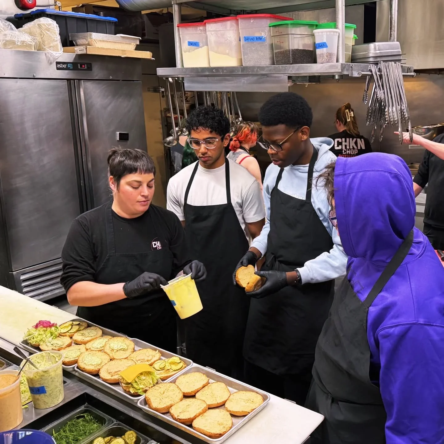 We had a blast hosting the Culinary and Hospitality Trades 11 class from JL Ilsley High School this morning! What fun it was to hang out with young people interested in the industry 💜 An awesome, hard working, and eager group that had excellent ques