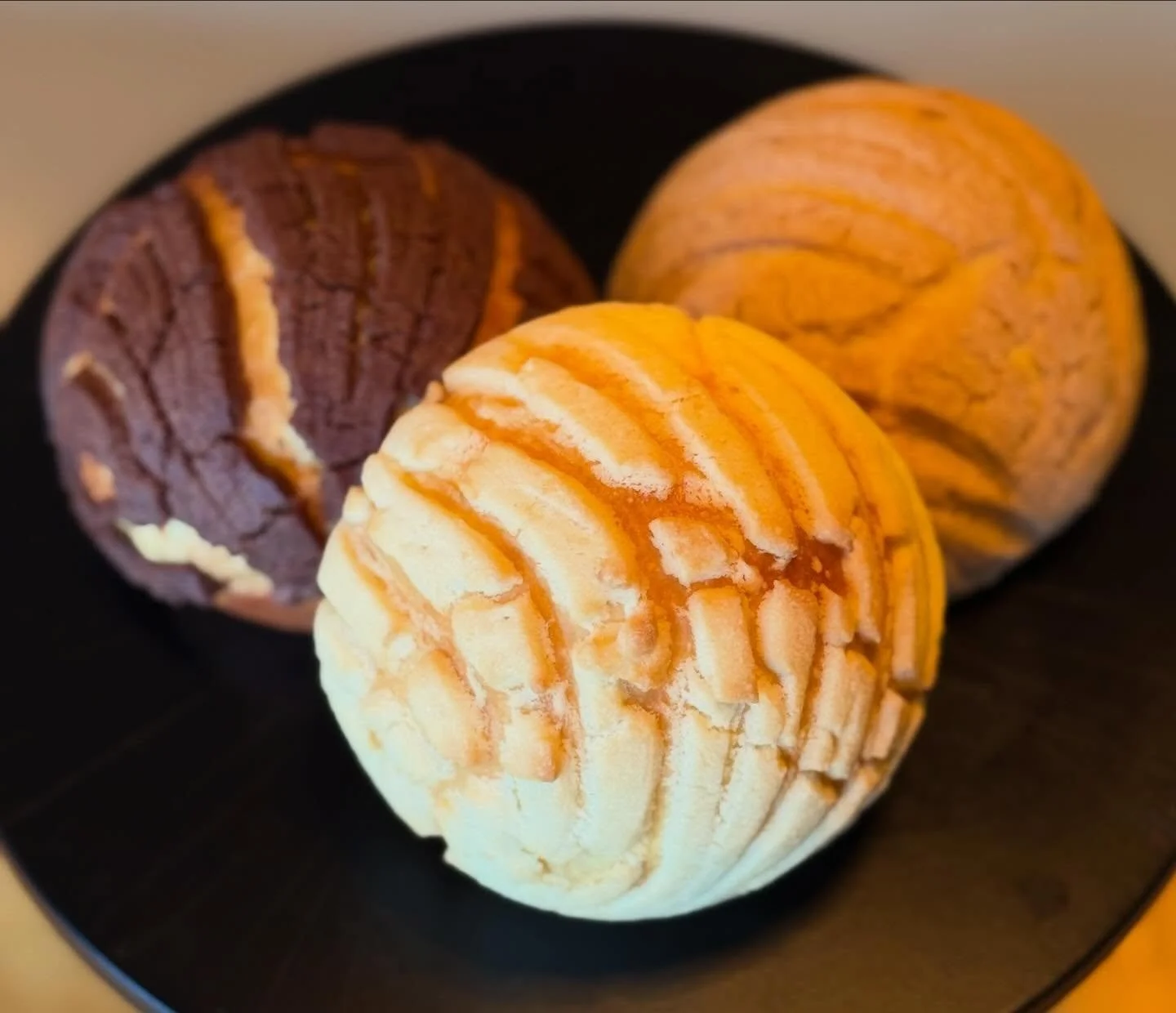 Concha&rsquo;s for a good cause! 100% of Concha sales this month (March) will be donated to @hoodriverlatino to support them in everything they do for this community. We have chocolate, vanilla and cinnamon concha&rsquo;s available. You may pre-order