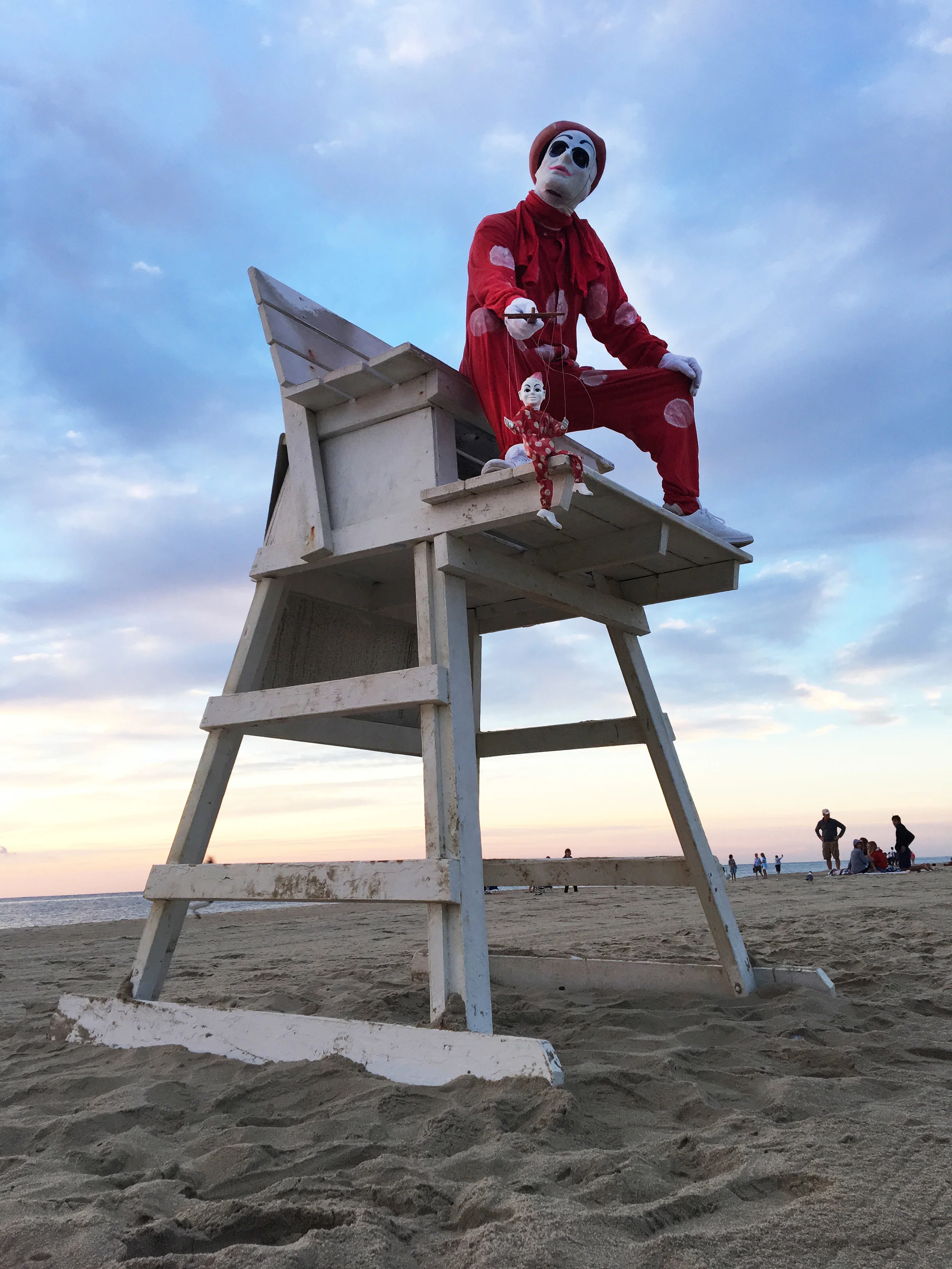 LIFEGUARD_STAND.jpg