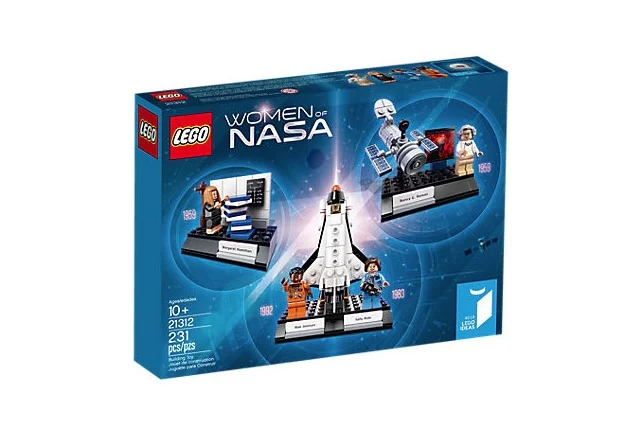 Lego Women of NASA : Inspire them with the lives of four pioneering women of NASA - an astronomer, a computer scientist, an astronaut and physicist. Includes blocks for building a hubble Space Telescope and a Space Shuttle Challenger.