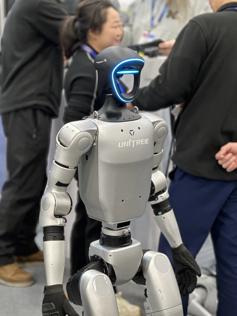 More and more robots trying to help people with simple tasks