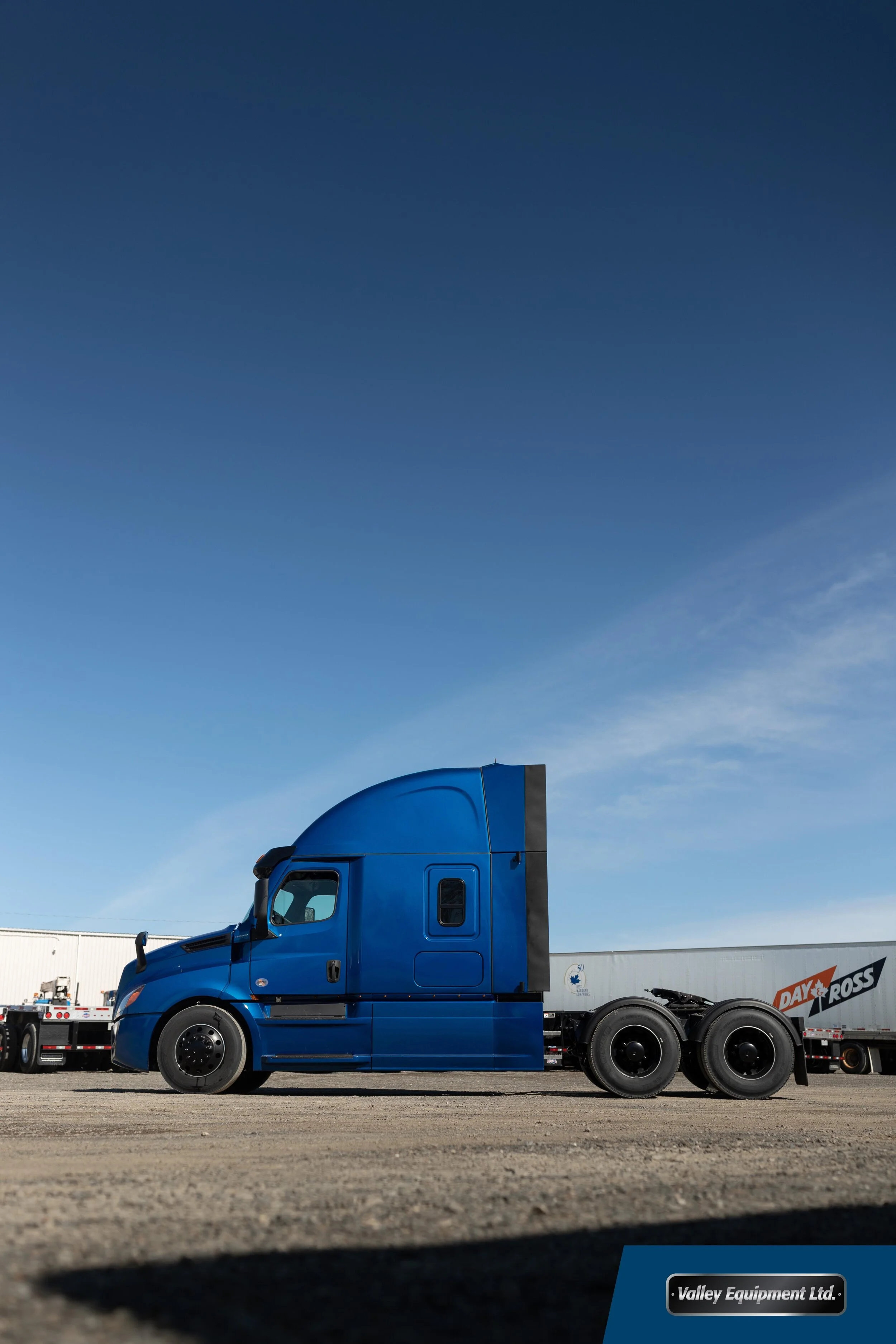 FREIGHTLINER — Valley Equipment Ltd.