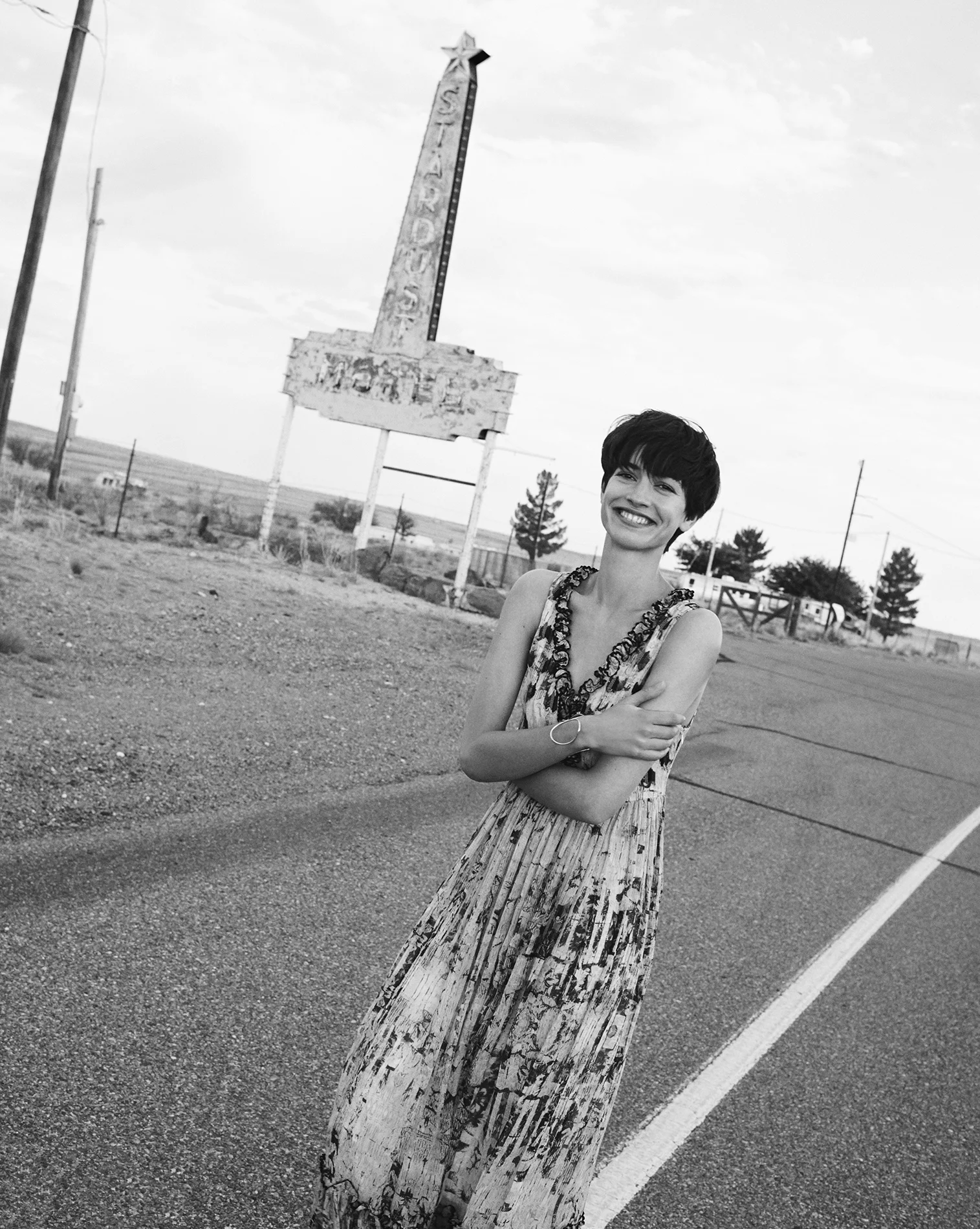 ANTHROPOLOGIE_AUG17_SOUTH_002_BHANUNIFLORALPRINTEDMAXI_156_post_JR.jpg