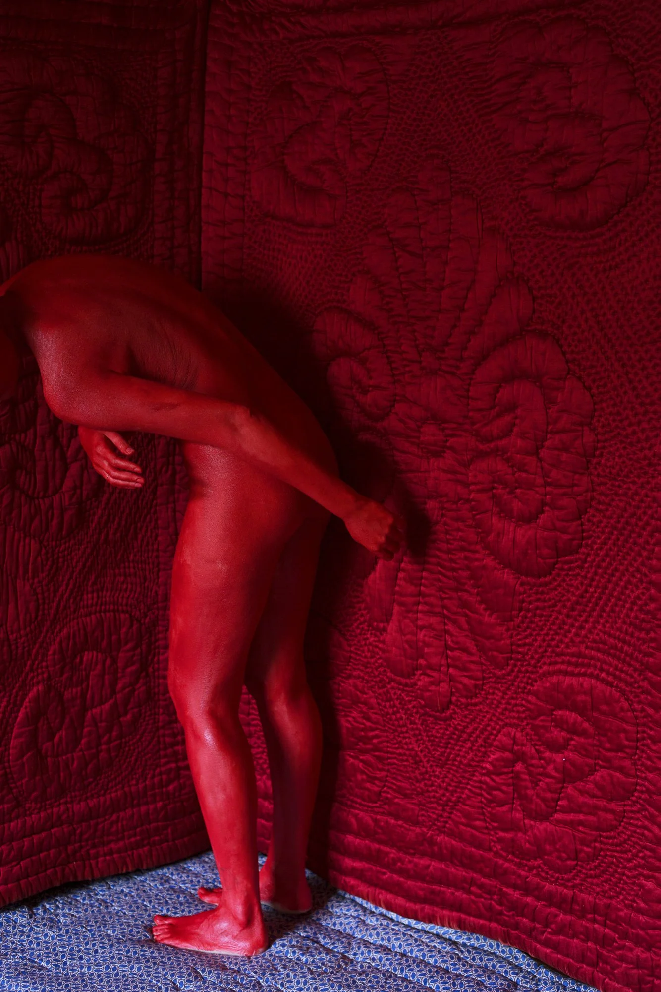 1_Daria Nazarova_Embrace the void.jpg