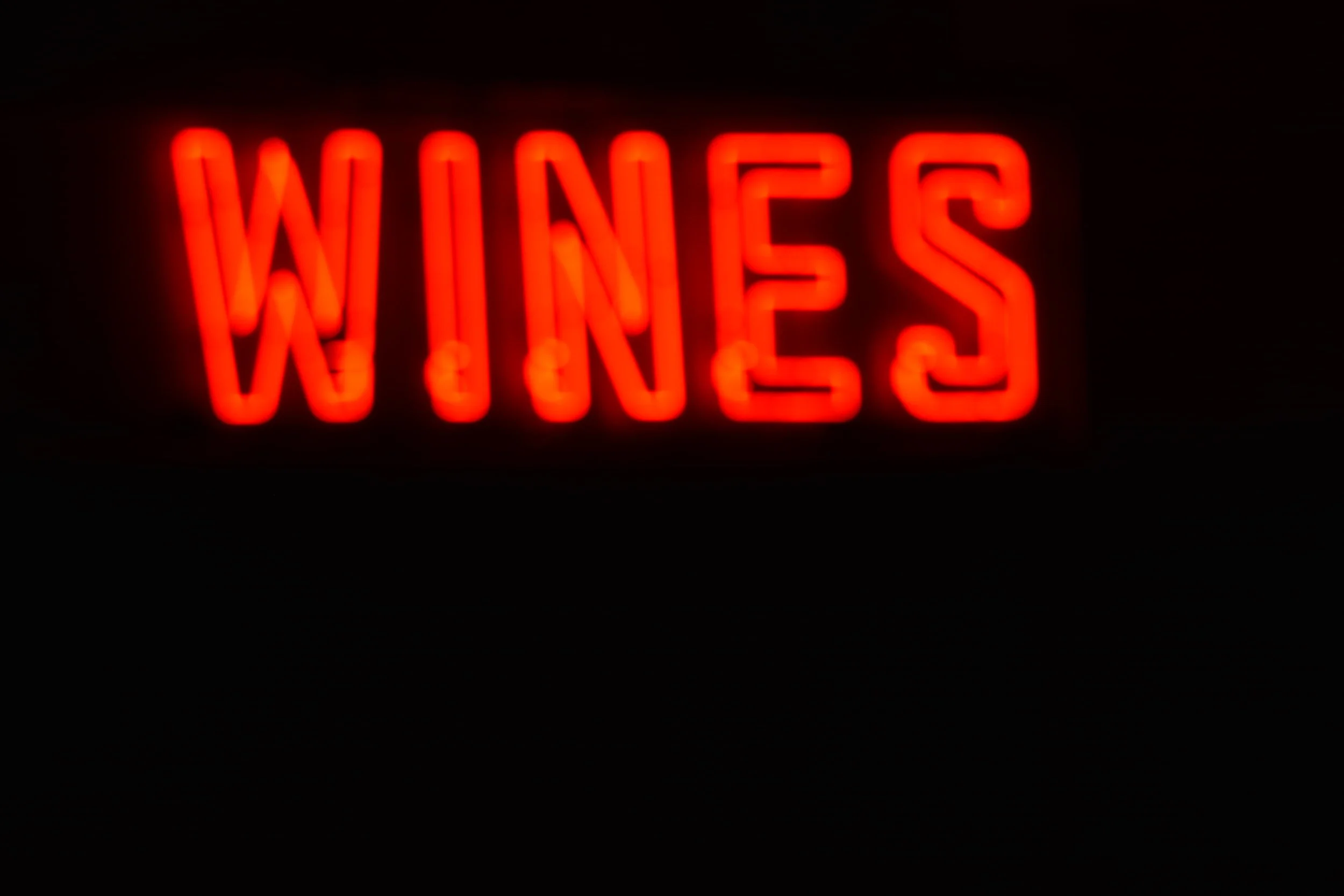 Casa Oliveira Wines & Liquors