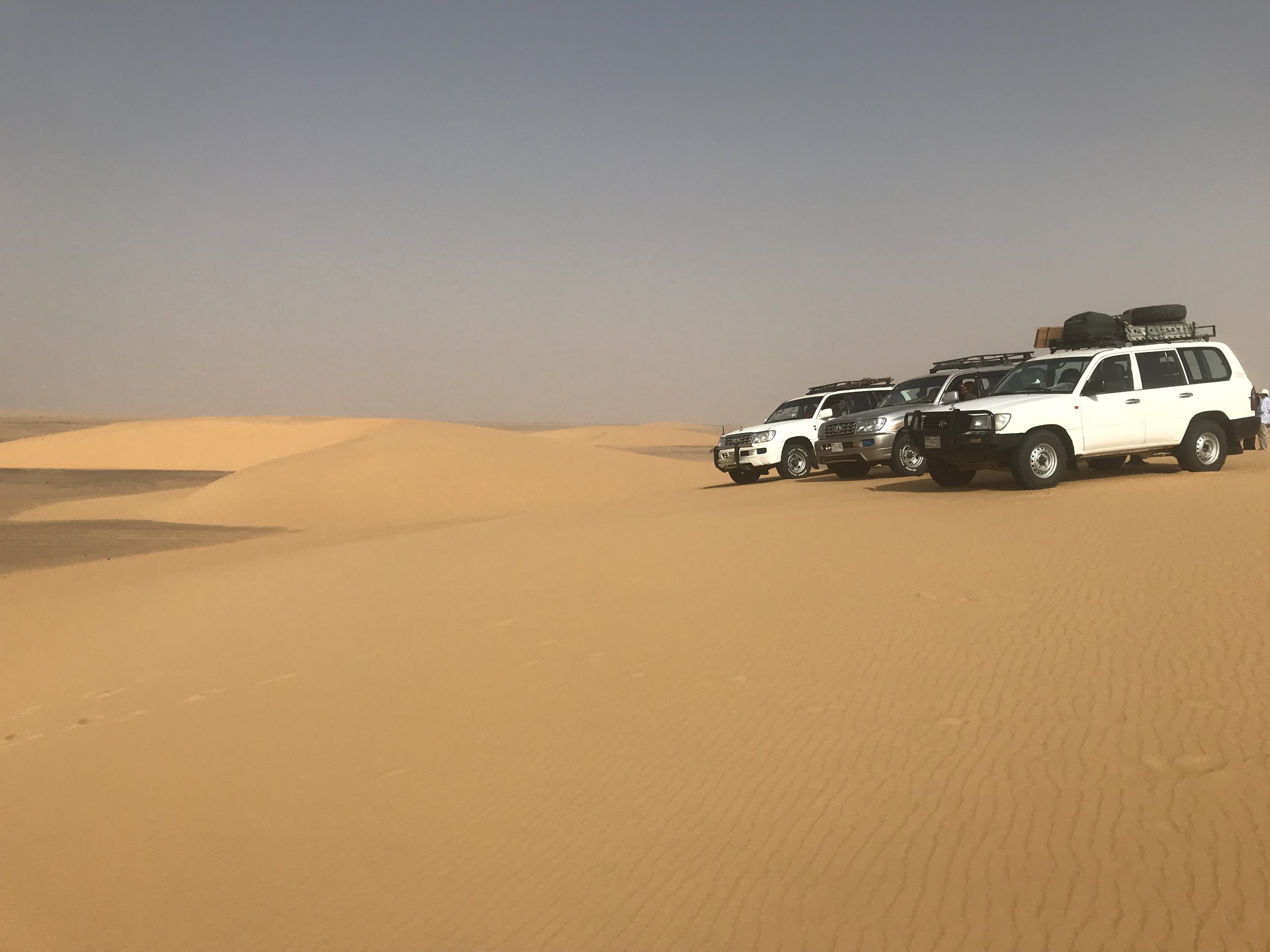 sudan-vehicles-desert-rob.JPG