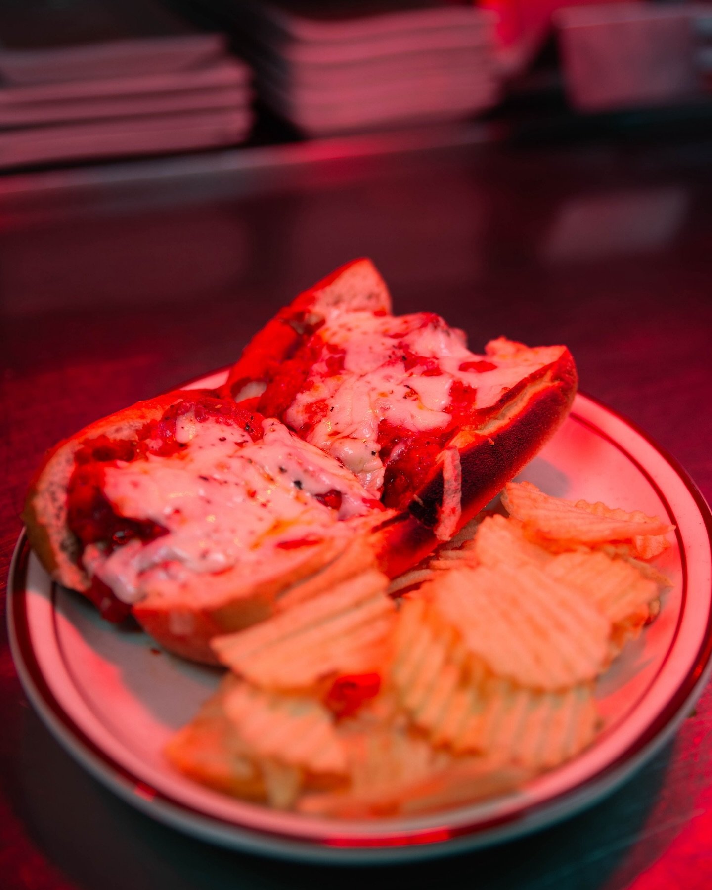 Wednesday&rsquo;s Lunch Special: Loaded Meatball Sub! Served from 11-4 🍽️