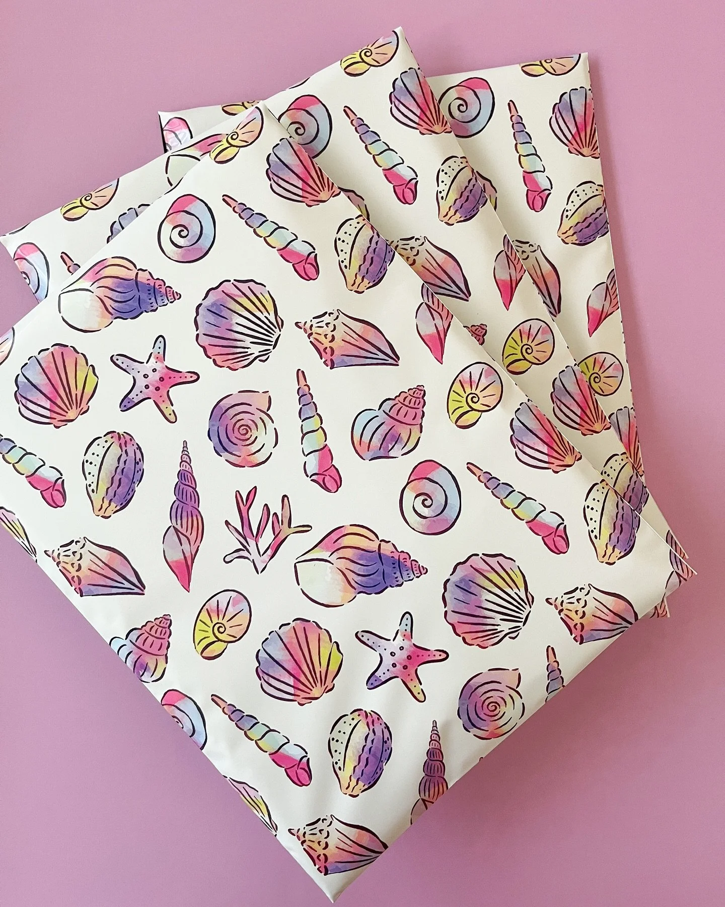 NEW NEW NEW!🐚💜 How cuuute are these tie-dye seashell mailers?! They are up on the site &amp; ready to ship! &amp; don&rsquo;t forget the matching insert cards!! So happy with how these turned out &amp; hope you love them too! Designed by the amazin