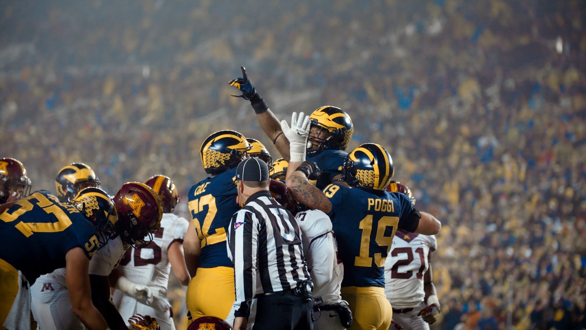 All Or Nothing The Michigan Wolverines Premieres On Amazon With Dynamic Color Nice Shoes All Or Nothing The Michigan Wolverines Premieres On Amazon With Dynamic Color Nice Shoes