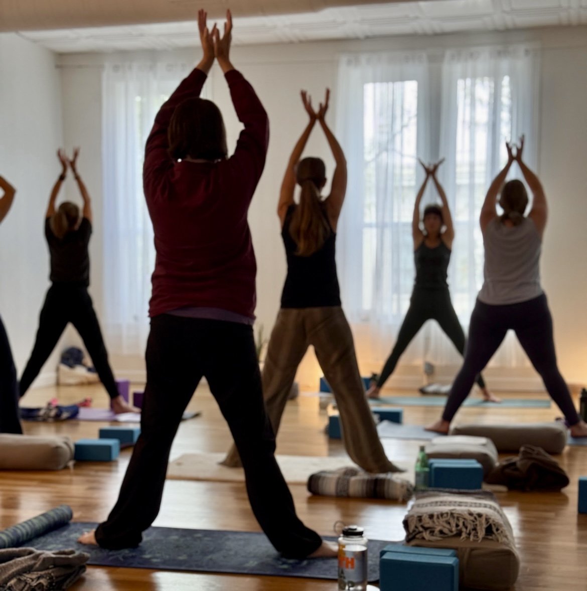 Vinyasa @ Full Circle Yoga