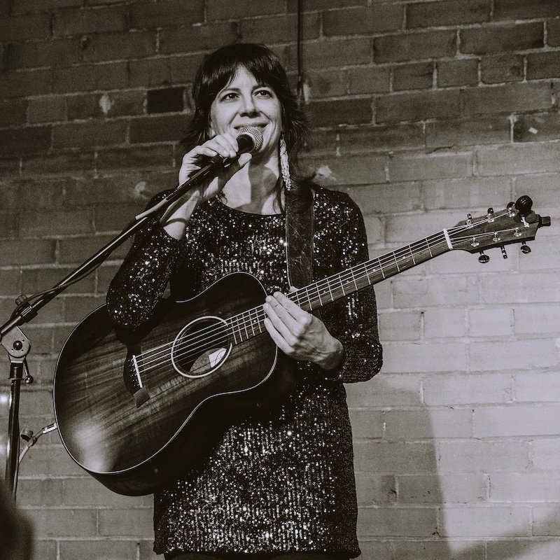 Trident Cafe Music - Paula Gayatri &amp; Mira Devi