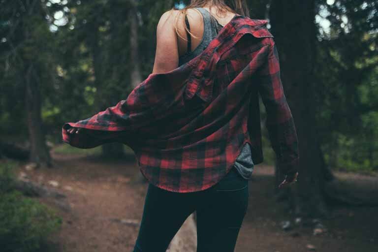 How to Style a Flannel Shirt — Bessie Roaming