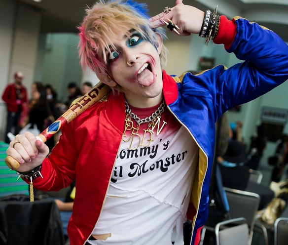 Top 15 Male Cosplayers Abs Biceps and ChestsOh My  ANIME Impulse 