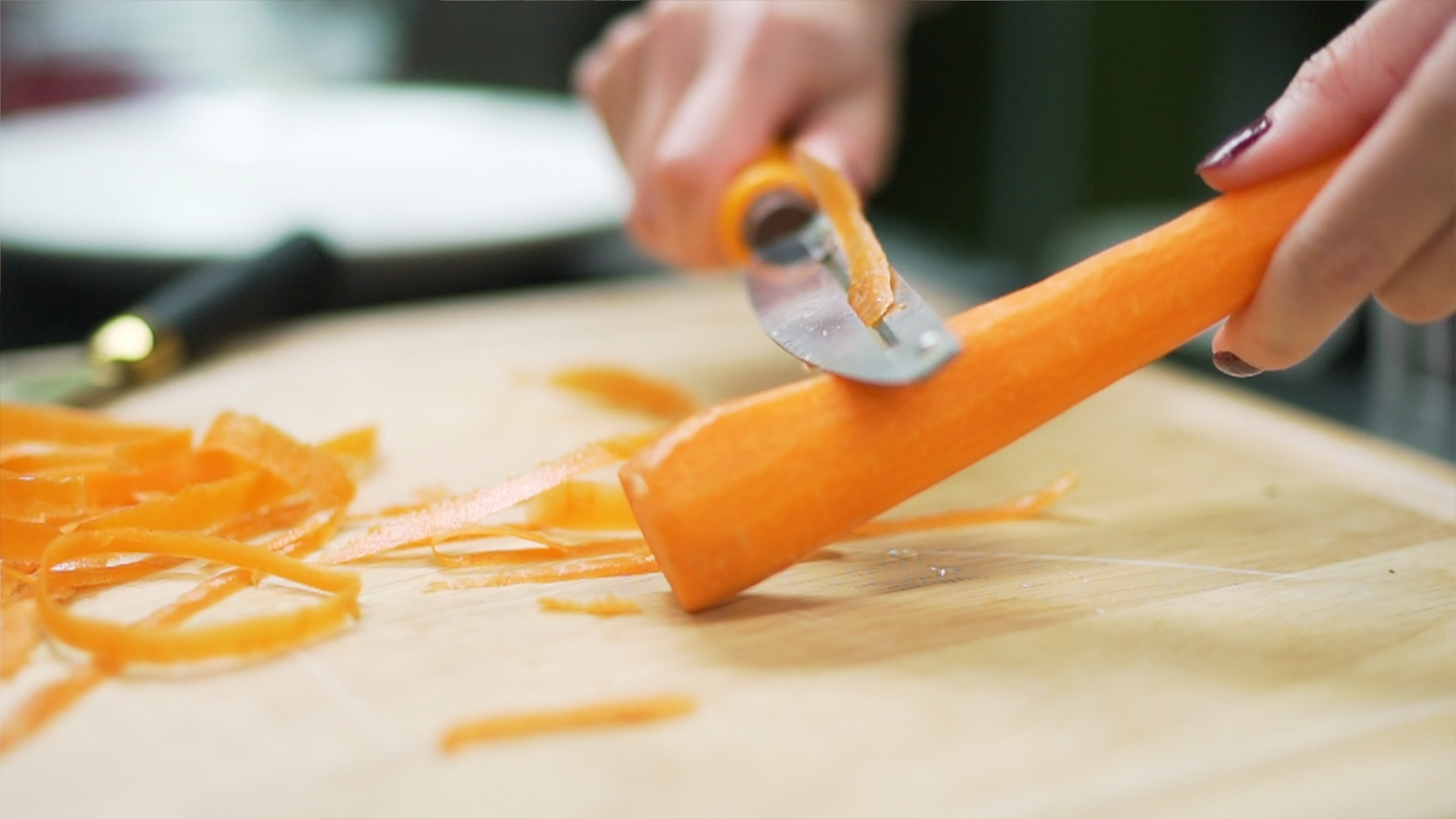 peel carrots.jpg