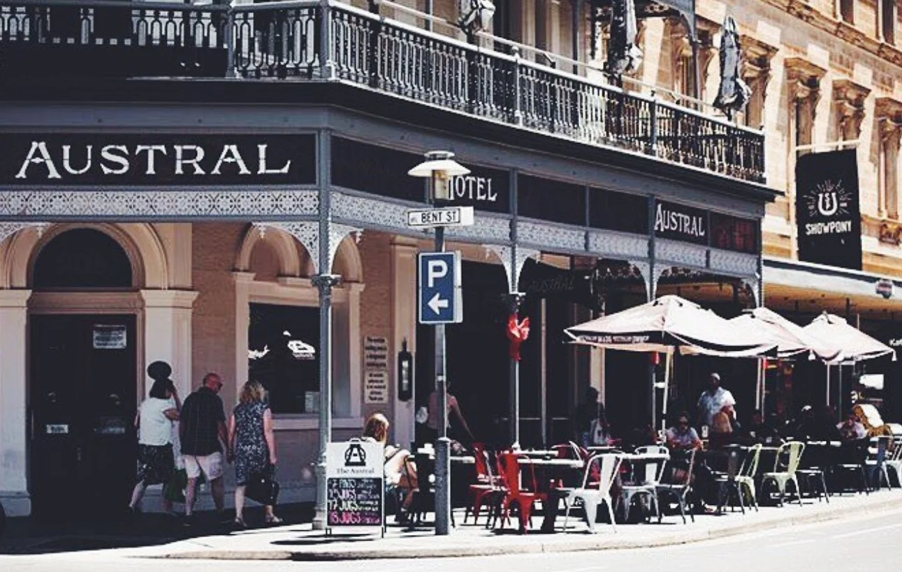 Austral Outside BellR 18.jpg