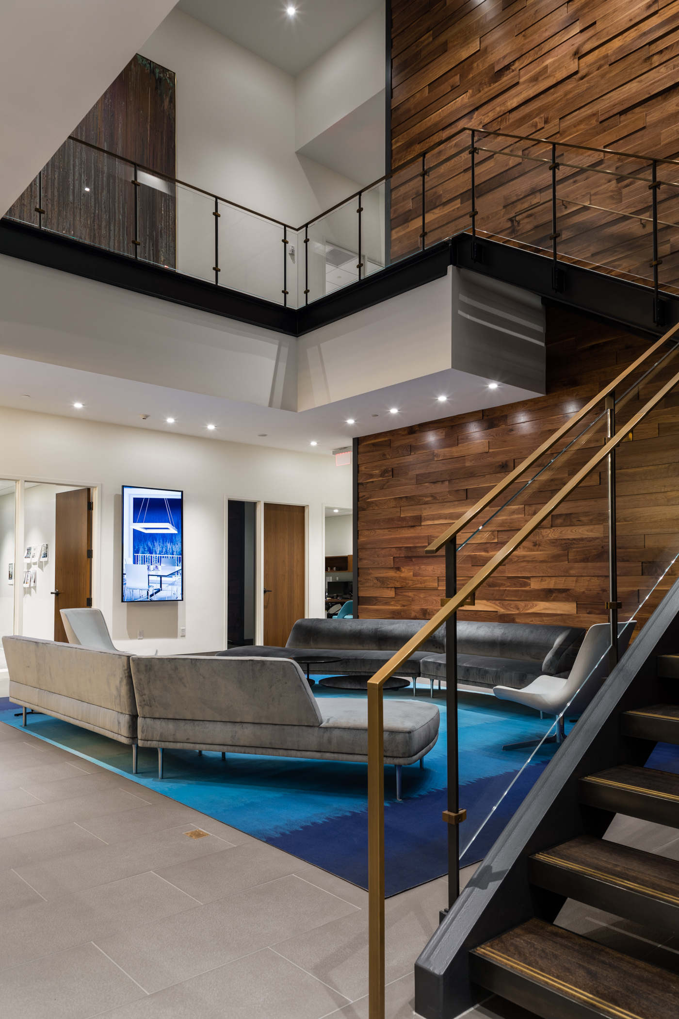 Lobby_01.jpg