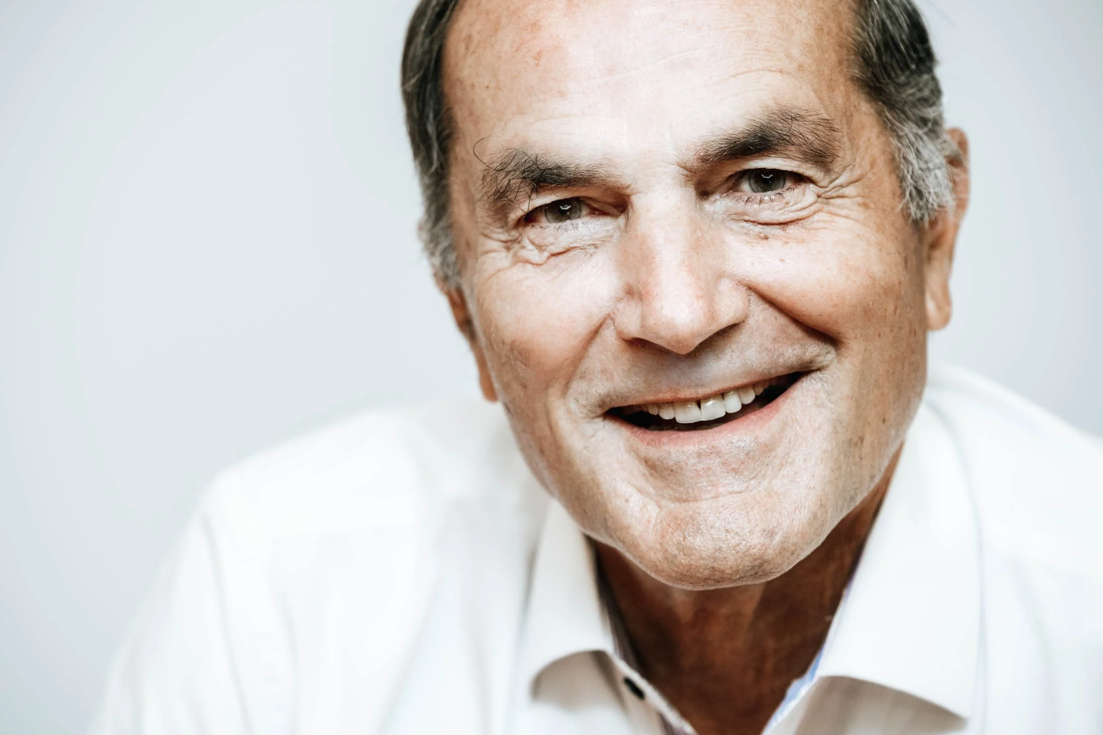 Mr. Marco Landi: former COO of Apple