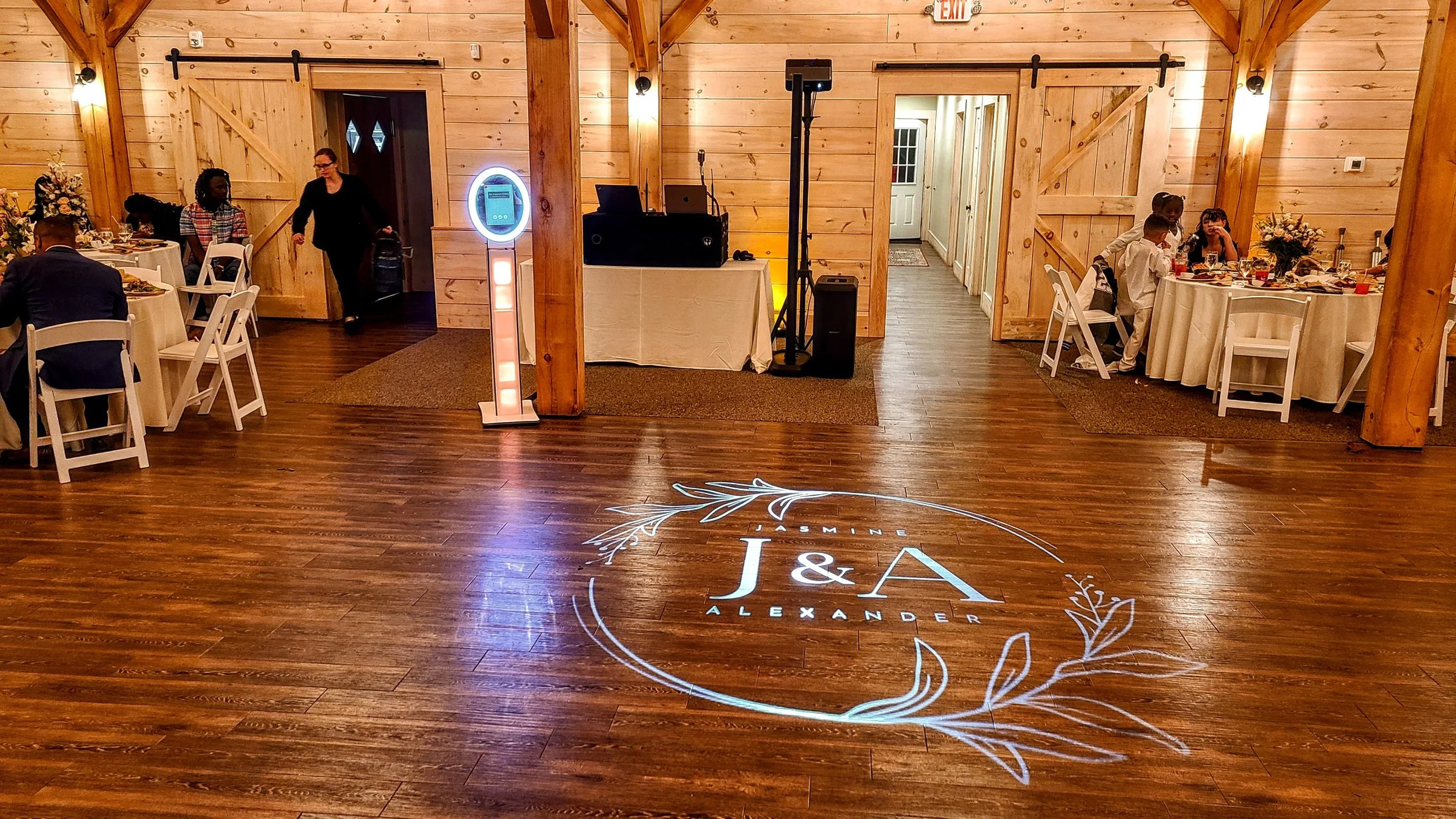 The Barn at Blackstone National with our Selfie Station and Lighted Monogram