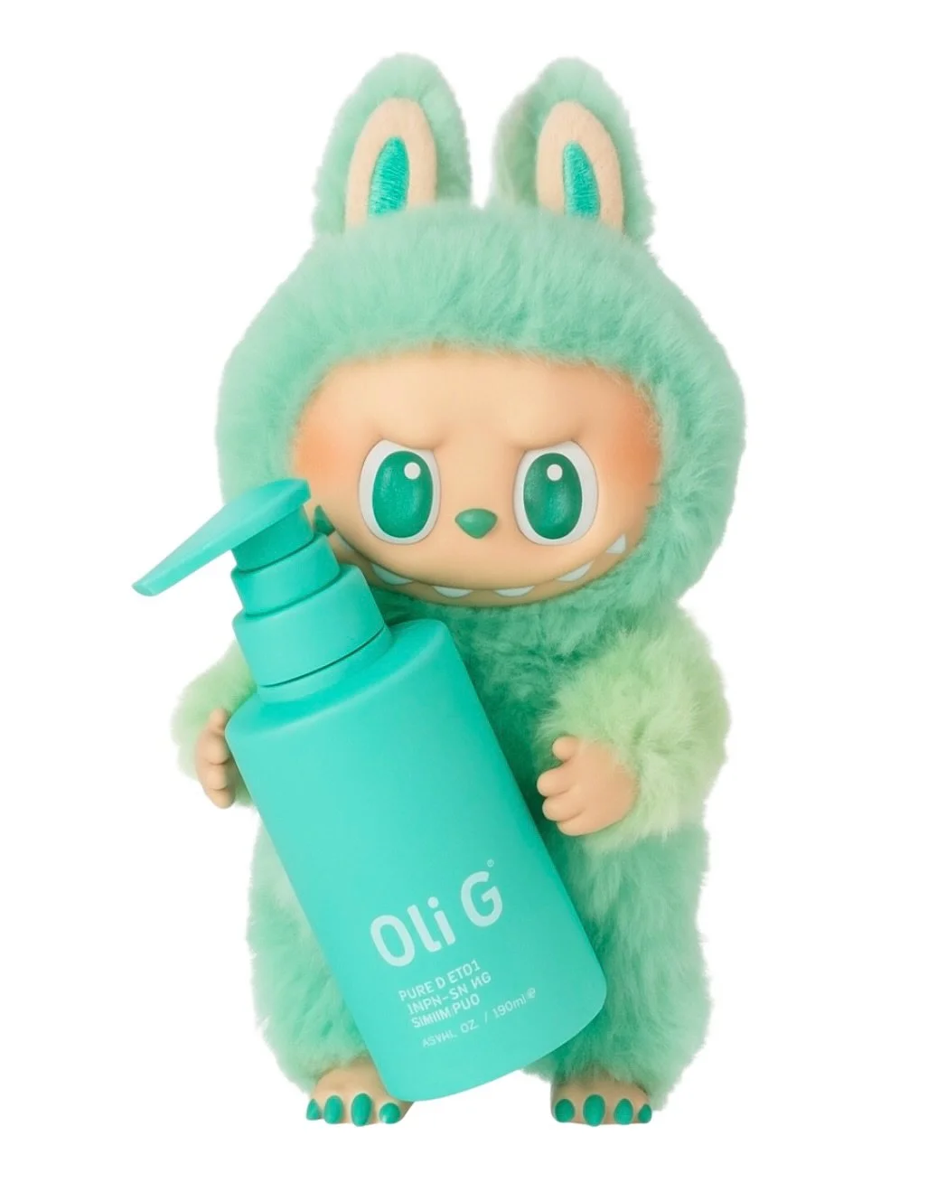 Clarify &amp; Detox the Damage 🧼🚿🩵
Hard water, Chlorine or Salt Water damage?
Chemically processed damage?
Other environmental damage like smog, air pollution?
Ever notice your styling products not performing like they used to? Or your hair just g