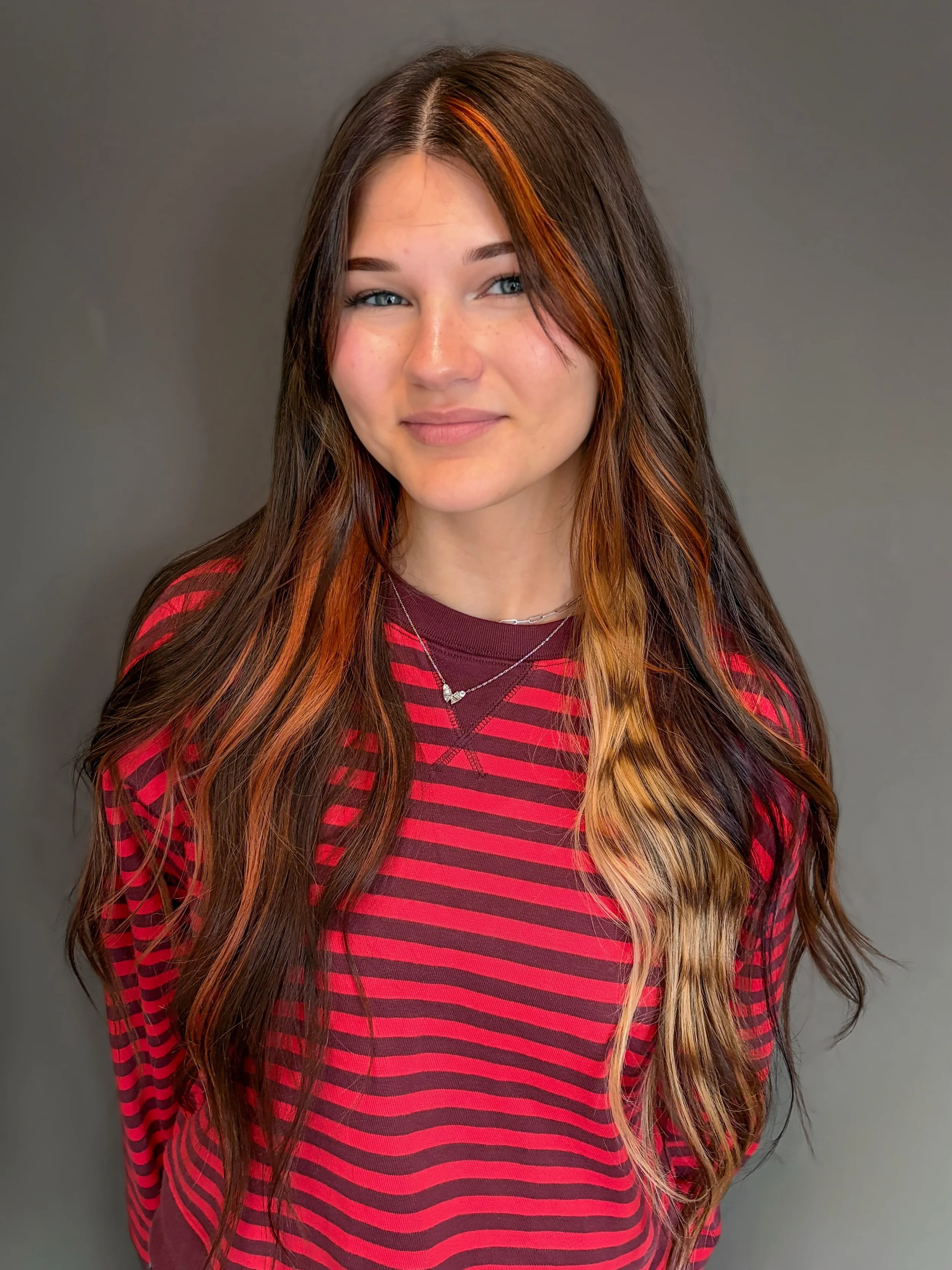 Added Spice 🍂✨
HAIR by @dre_hair_ 
CREATIVE SPACE - HOF Salon
.
.
These pictures show a mash up of a calico color and a raccoon strip in a color block placement. Super cute fall hair inspo for some added spice to your look.
#HausOfFlint 
#Alternativ