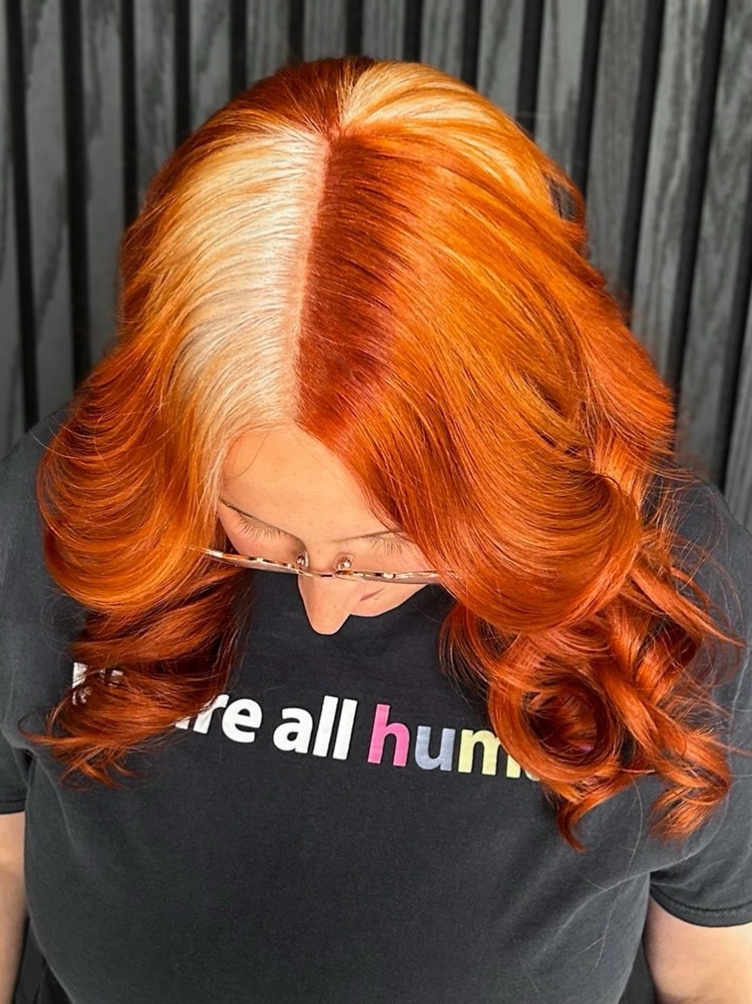 Juicy Hair Color 🥭🍊🥕🧃💦
HAIR by @dre_hair_ 
Prepped and protected w/ @oligclub 
Creative Space - HOF Salon
.
.
This picture shows a vivid copper color block with a platinum root melt.
#HausOfFlint
#AlternativeHairSalon
#UtahAltHairstylist
#UtahVi