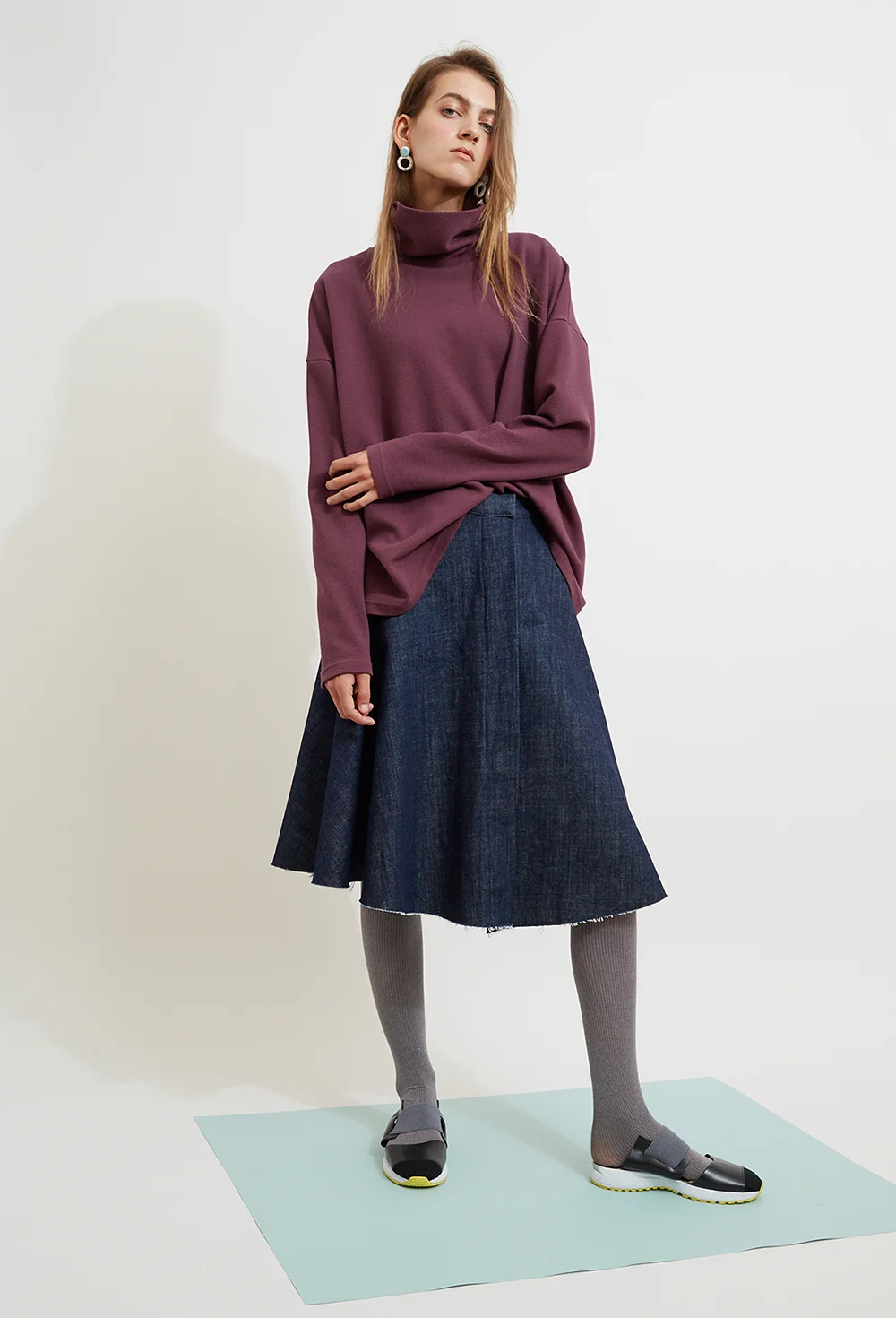 Pullover Phi wine.jpg