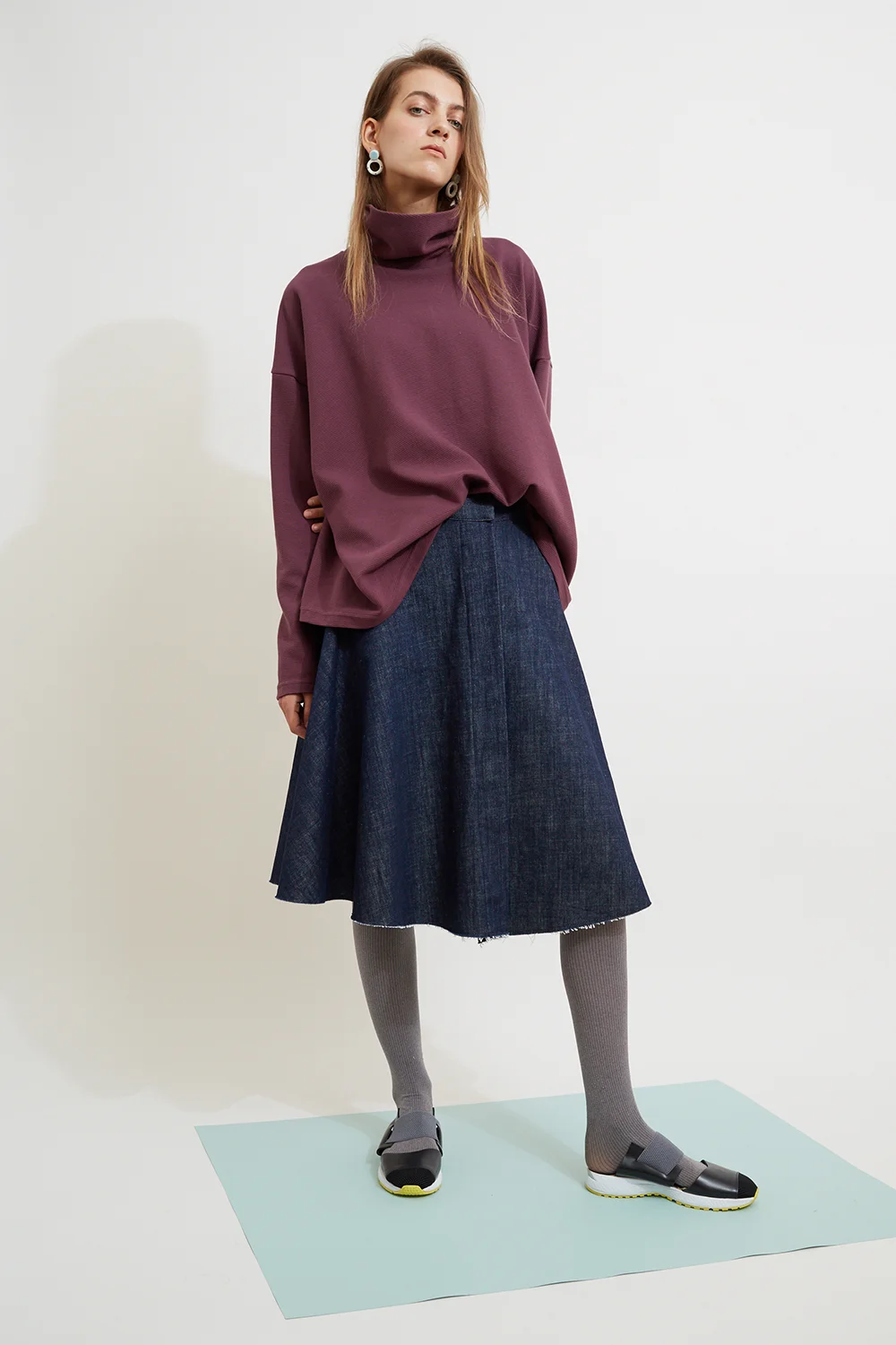 Look2 pulli Phi - Rock Kia.jpg