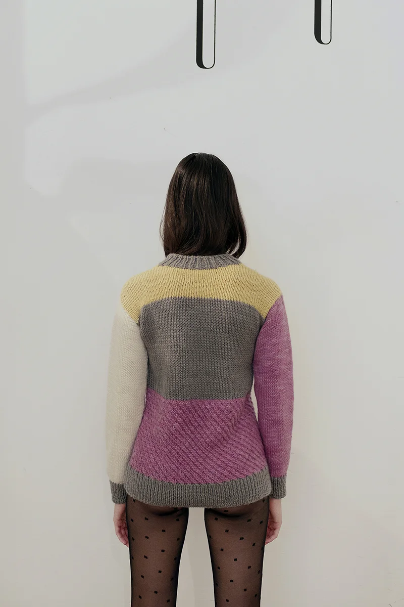 Arequipa sweater 2 webshop.jpg