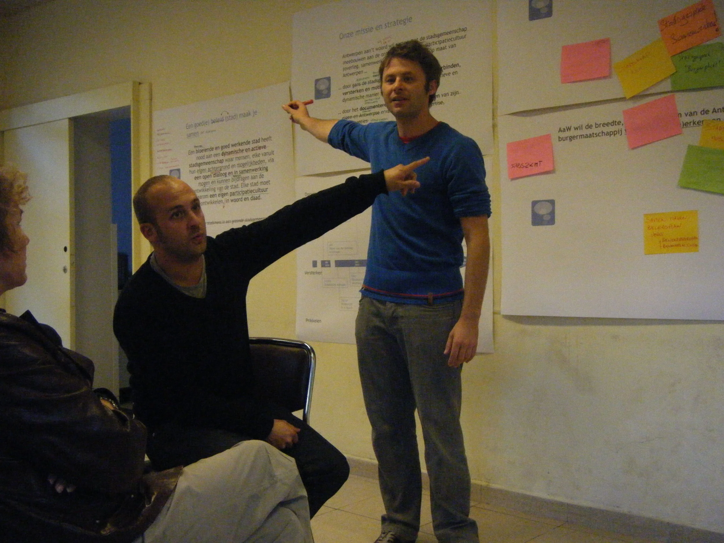Jan en Koen tijdens een workshop van Antwerpen aan’t woord in 2010…