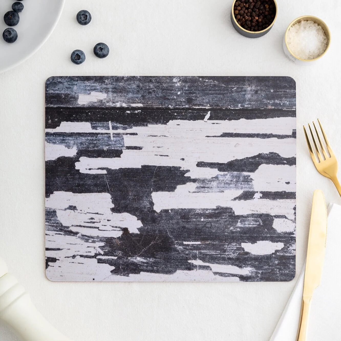 RUTH HOLLY — Set Of Four Rectangle Monochrome Placemats