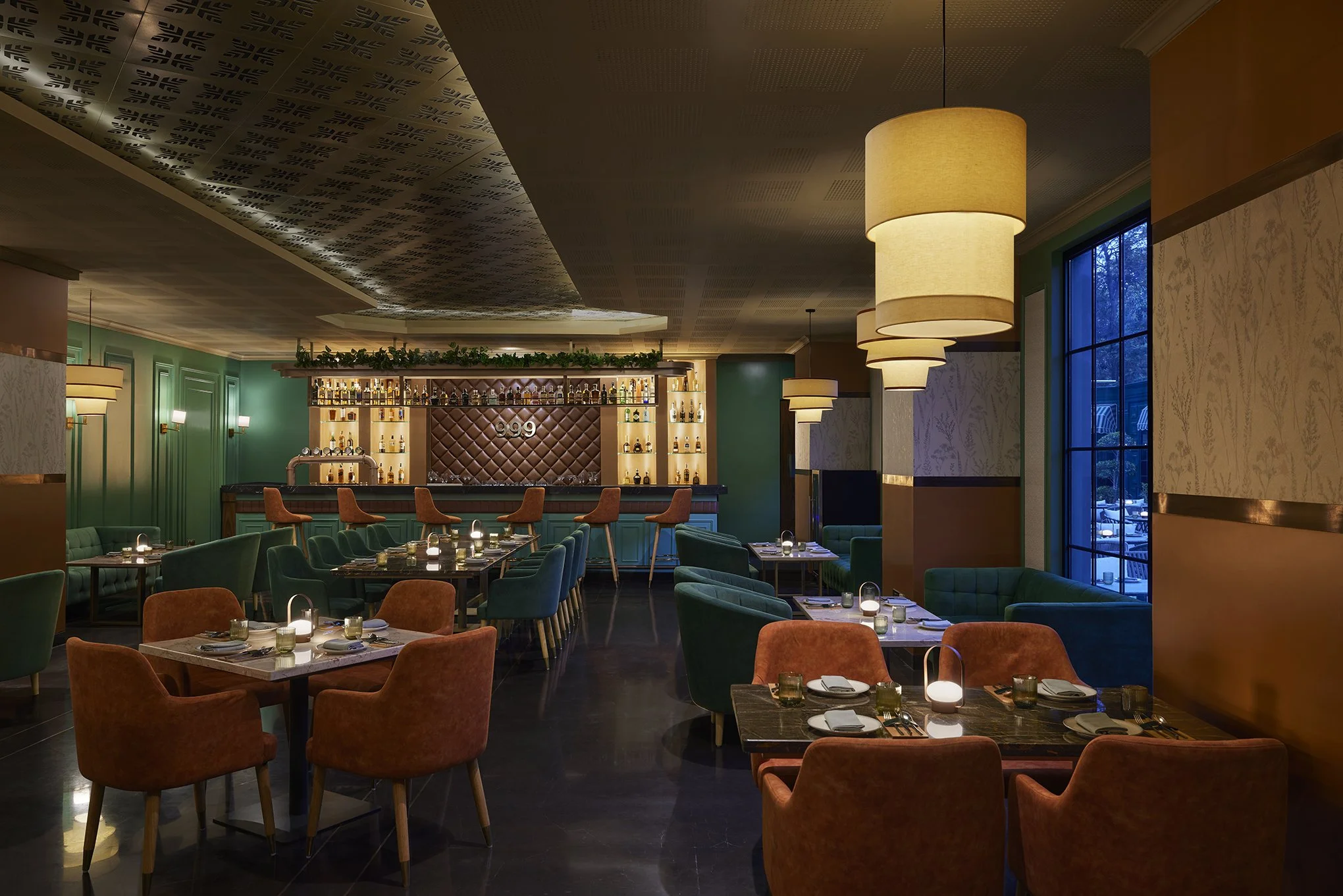 JW_IXCJW_999 Restaurant_Bar.jpg
