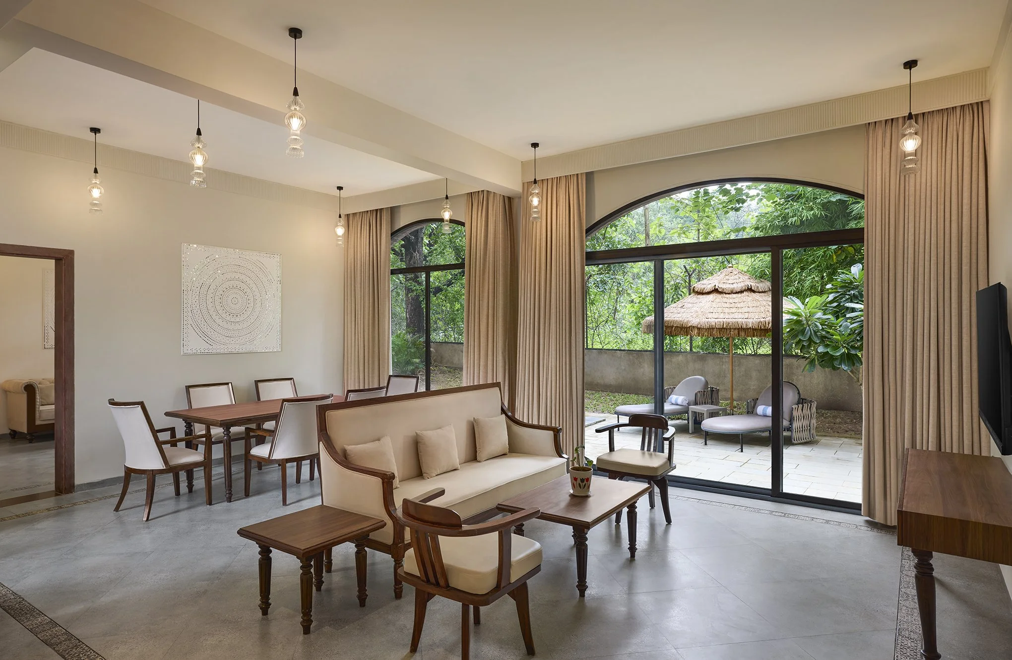 BDQFB _ FernClassicVilla_LivingRoom_VILL.jpg